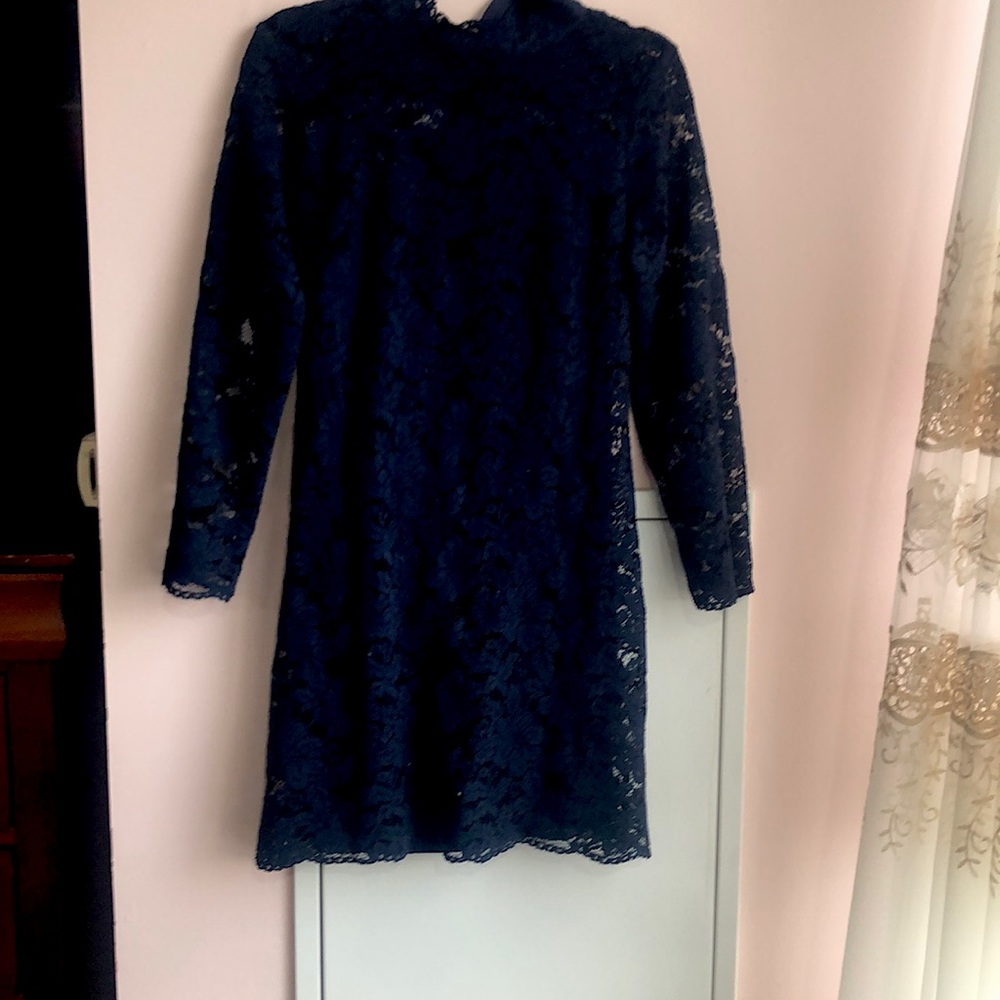 Beautiful lace dress great for any occasion